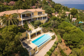 Villa Montecarlo with stupendous view overlooking sea